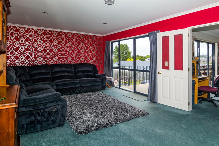Photo of property in 70 Temple Crescent, Gleniti, Timaru, 7910