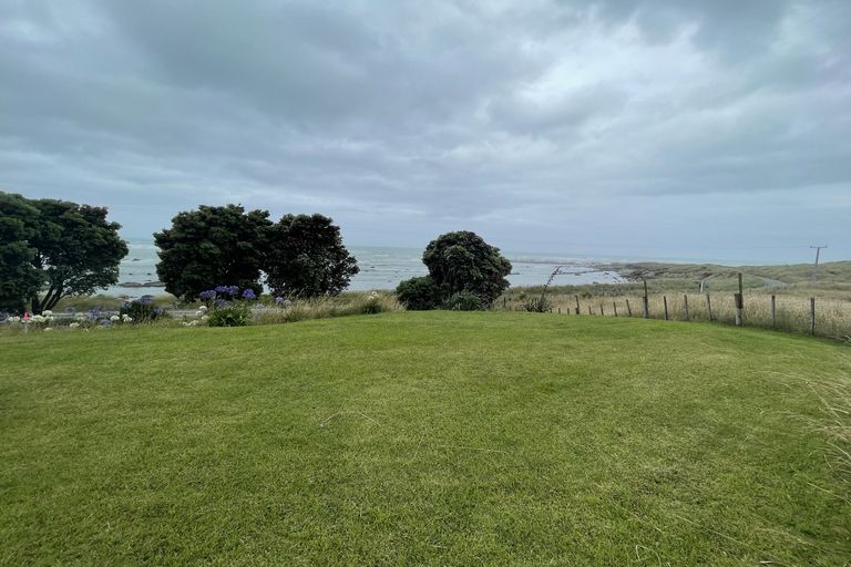 Photo of property in 1061 Mataikona Road, Mataikona, Tinui, 5889
