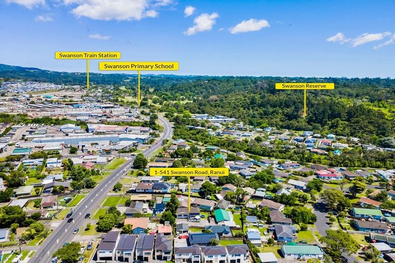 Photo of property in 1/541 Swanson Road, Ranui, Auckland, 0612