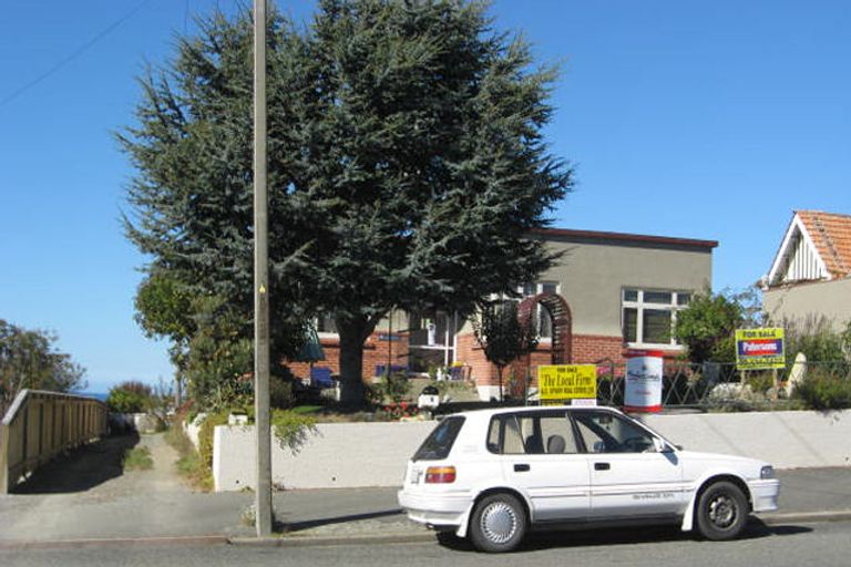 Photo of property in 41 Wharfe Street, South Hill, Oamaru, 9400