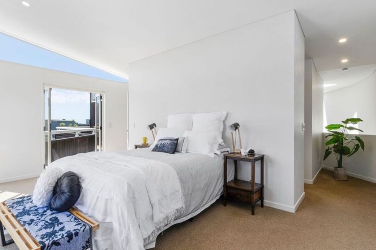 Photo of property in 17 Taumata Road, Omaha, Warkworth, 0986