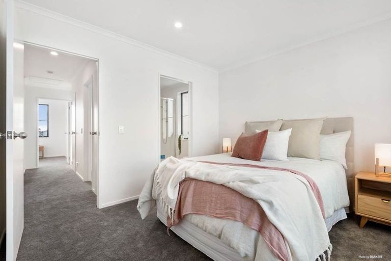 Photo of property in 24 Bellbird Street, Papakura, 2110