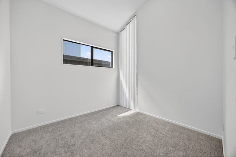 Photo of property in 15 Piringa Road, Pukekohe, 2120