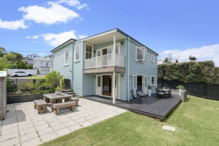 Photo of property in 72 Palmerston Road, Birkenhead, Auckland, 0626