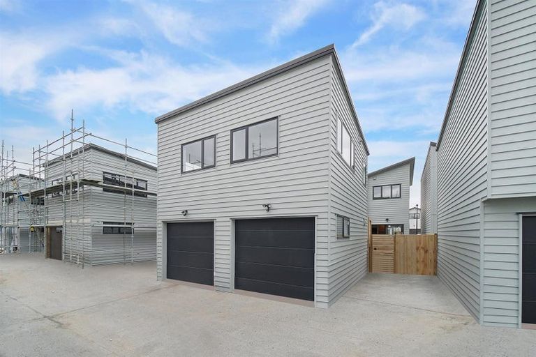 Photo of property in 5 Bei Road, Papakura, 2110