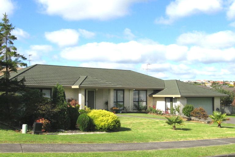 Photo of property in 1/6 Kentville Place, Somerville, Auckland, 2014