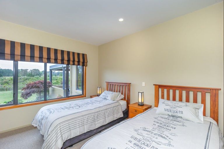 Photo of property in 100 Lea Grove, Levin, 5572