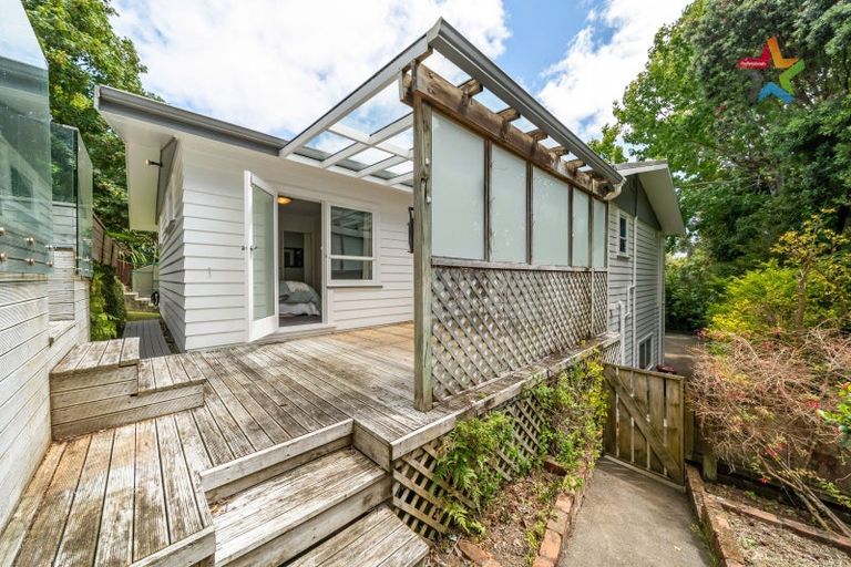 Photo of property in 49b Norton Park Avenue, Fairfield, Lower Hutt, 5011