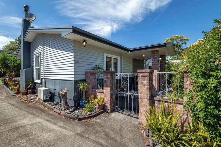 Photo of property in 1/129 Edmonton Road, Te Atatu South, Auckland, 0610