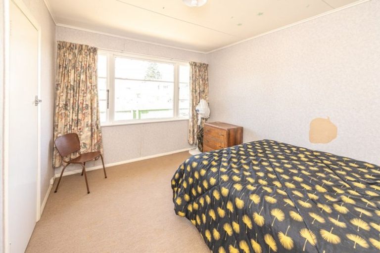 Photo of property in 13 Egmont Street, Castlecliff, Whanganui, 4501