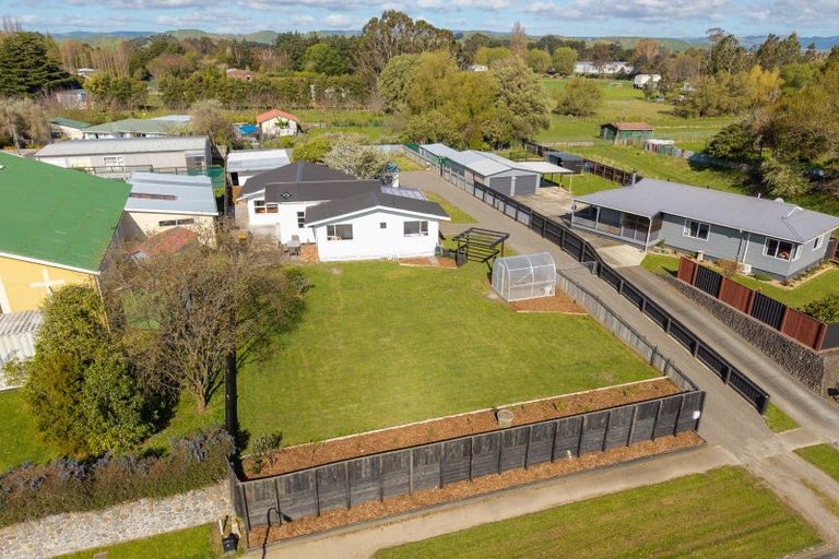 Photo of property in 48 Tay Street, Woodville, 4920