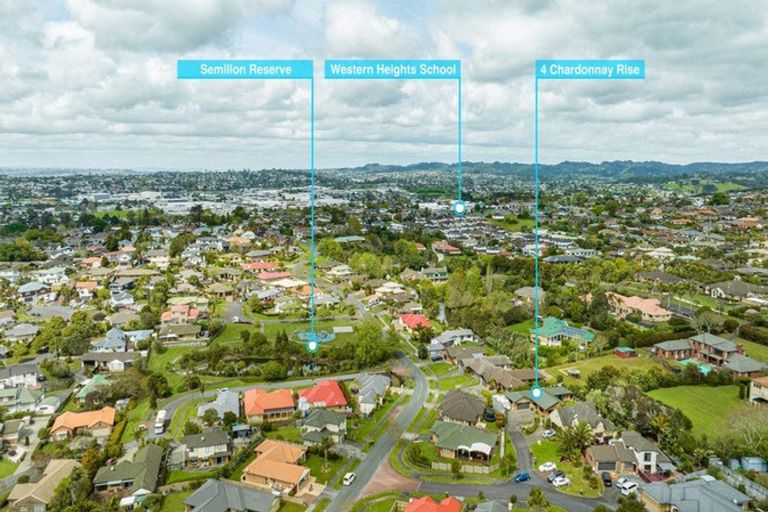 Photo of property in 4 Chardonnay Rise, Henderson, Auckland, 0612
