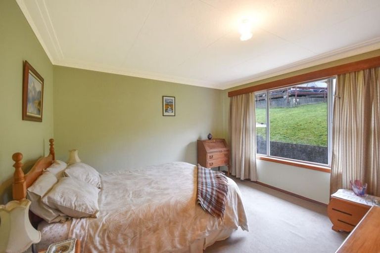 Photo of property in 36 Puketai Street, Andersons Bay, Dunedin, 9013