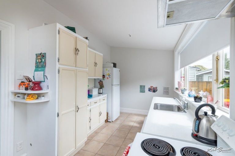 Photo of property in 59 York Street, Moera, Lower Hutt, 5010