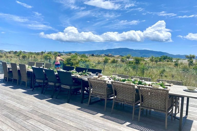 Photo of property in Kotuku Drive, Paraparaumu Beach, Paraparaumu, 5032