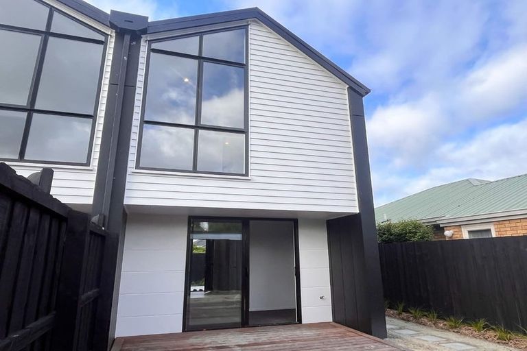 Photo of property in 5/26 Grassmere Street, Papanui, Christchurch, 8052