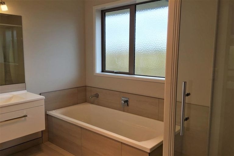 Photo of property in 255 Dixon Road, Fitzroy, Hamilton, 3206