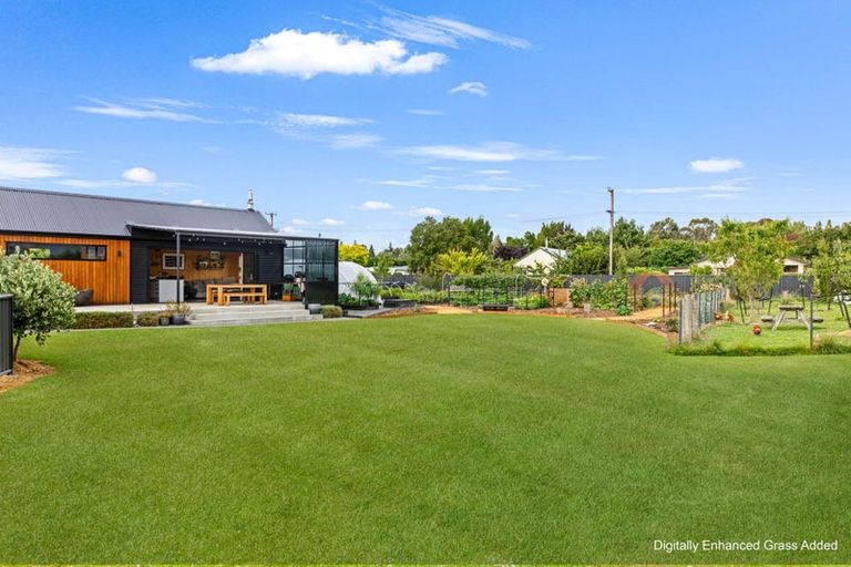 Photo of property in 25 Devon Street, Riversdale, 9776