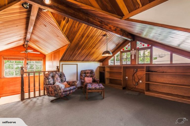 Photo of property in 5 Queen Street, Northcote Point, Auckland, 0627