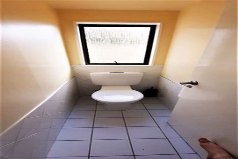 Photo of property in 3 Fenchurch Grove, Stokes Valley, Lower Hutt, 5019