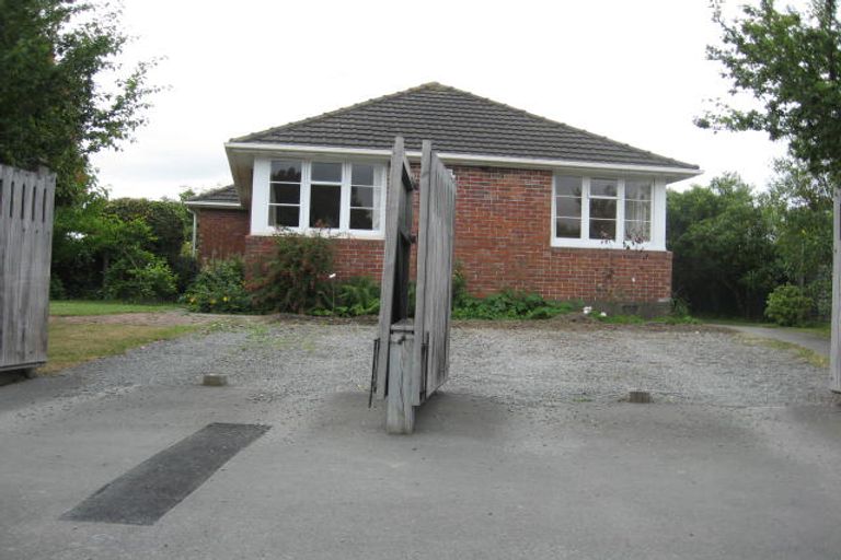 Photo of property in 13 Hillary Crescent, Upper Riccarton, Christchurch, 8041