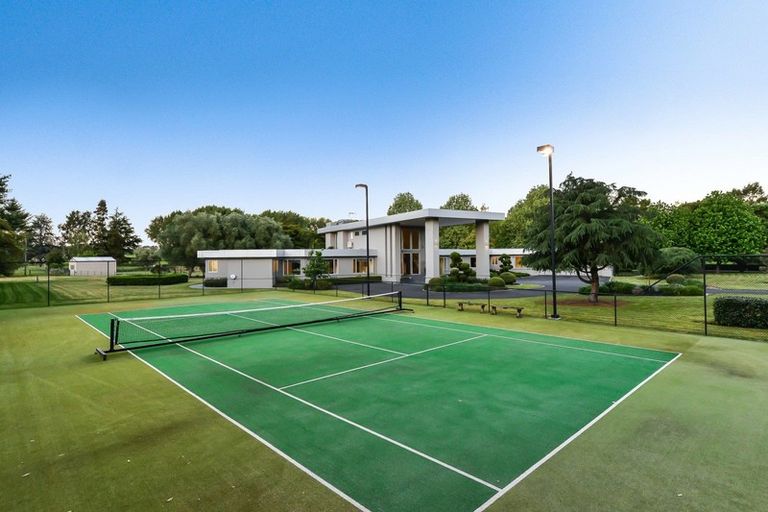 Photo of property in 2083d River Road, Horsham Downs, Hamilton, 3281