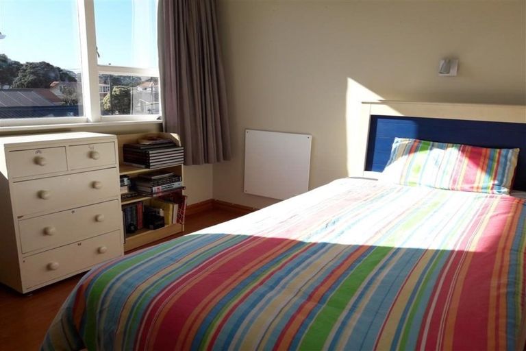 Photo of property in 29 Aparima Avenue, Miramar, Wellington, 6022