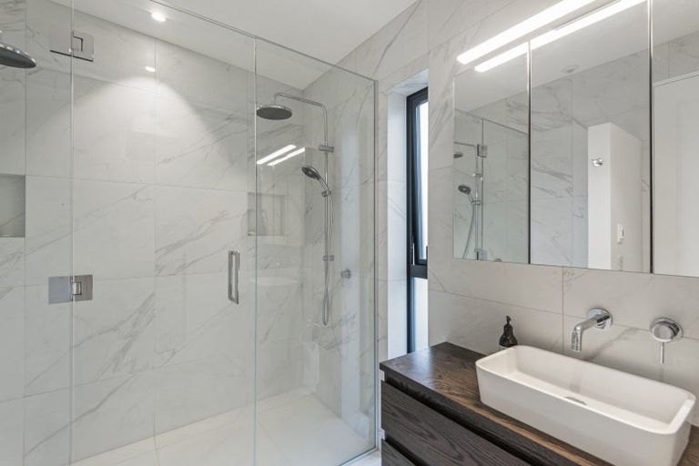 Photo of property in 36 Weka Street, Fendalton, Christchurch, 8041