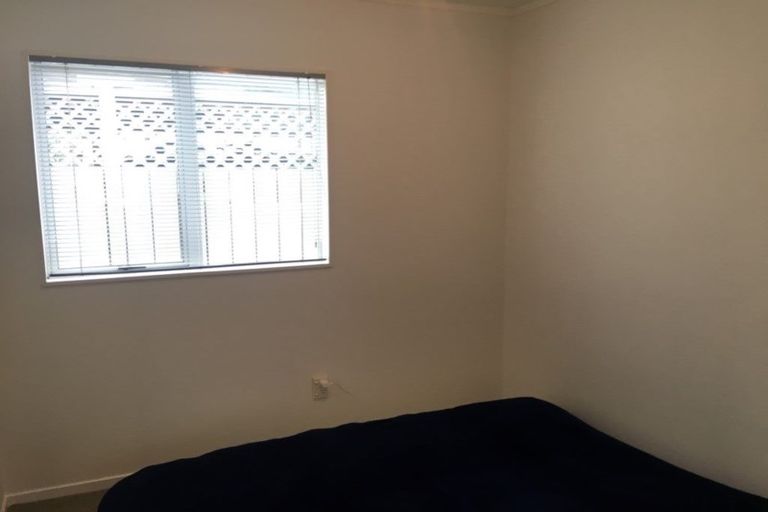 Photo of property in 10a Simpson Road, Ranui, Auckland, 0612