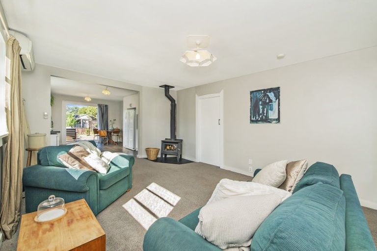 Photo of property in 25 Cross Street, Waikuku Beach, 7473