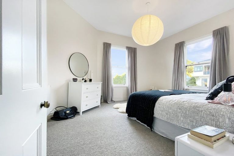 Photo of property in 16 Saint Mary Street, Thorndon, Wellington, 6011