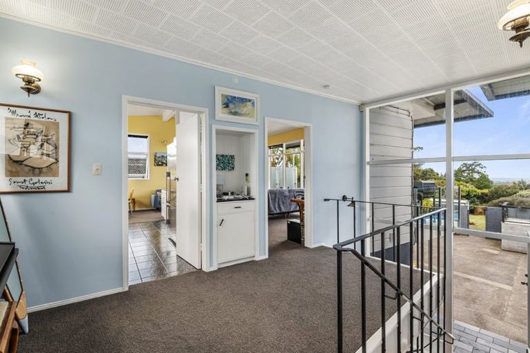 Photo of property in 4 Range Road, Swanson, Auckland, 0816