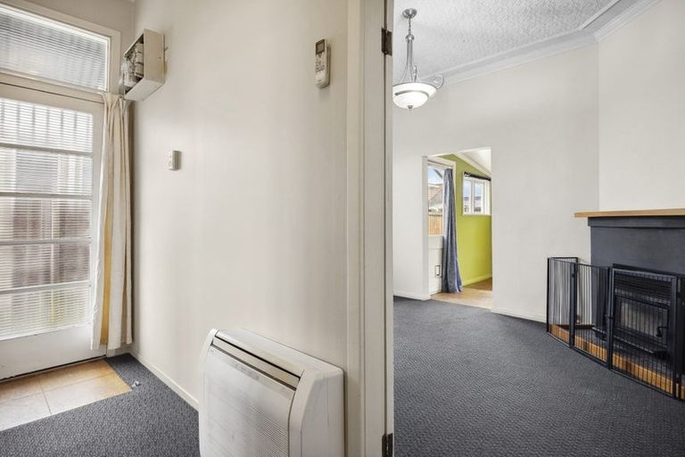 Photo of property in 59 Oxford Street, South Dunedin, Dunedin, 9012