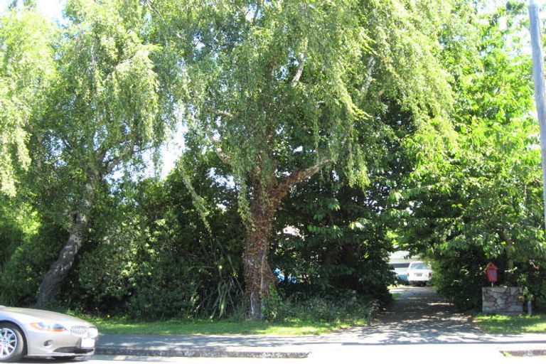 Photo of property in 70 Beckford Road, Opawa, Christchurch, 8023