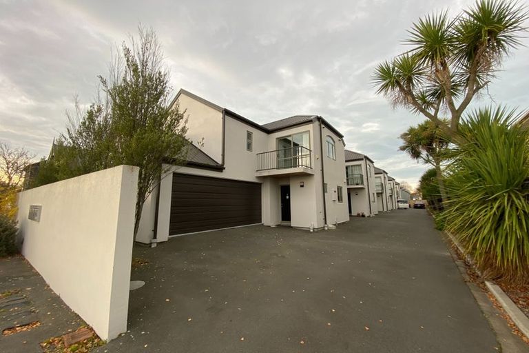 Photo of property in 18 Mona Vale Avenue, Riccarton, Christchurch, 8011
