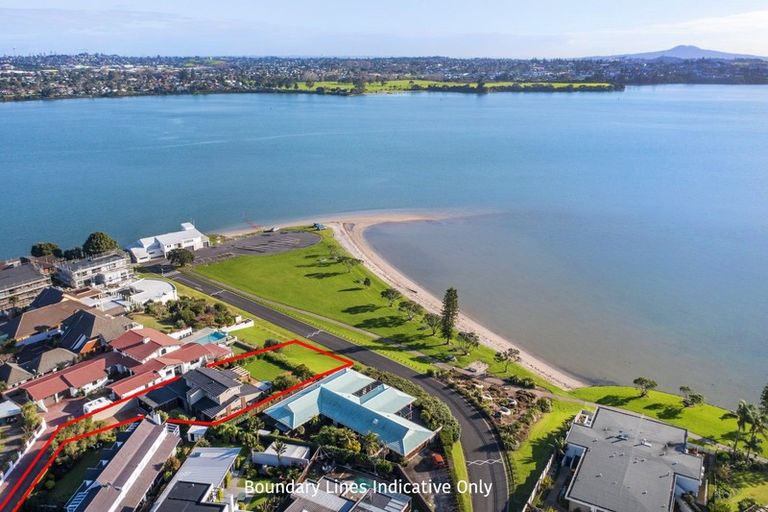 Photo of property in 32 Bramley Drive, Farm Cove, Auckland, 2012