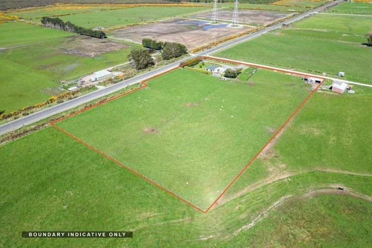 Photo of property in 460 Tiwai Road, Awarua Plains, Invercargill, 9877