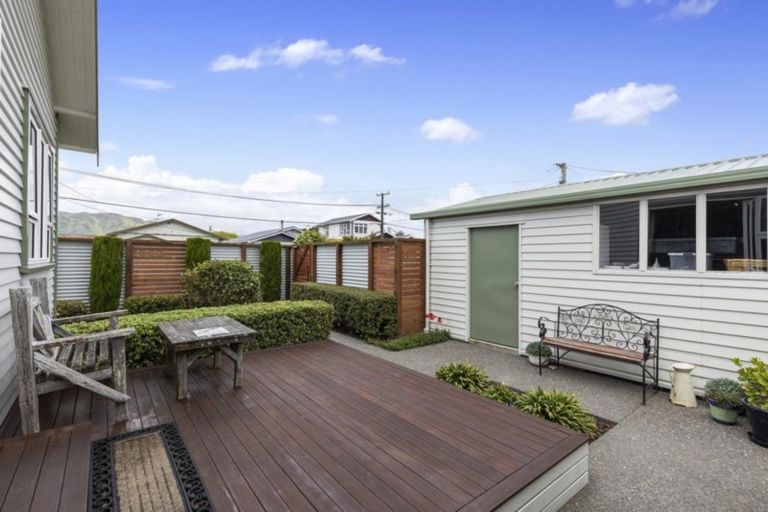 Photo of property in 30 South Street, Petone, Lower Hutt, 5012