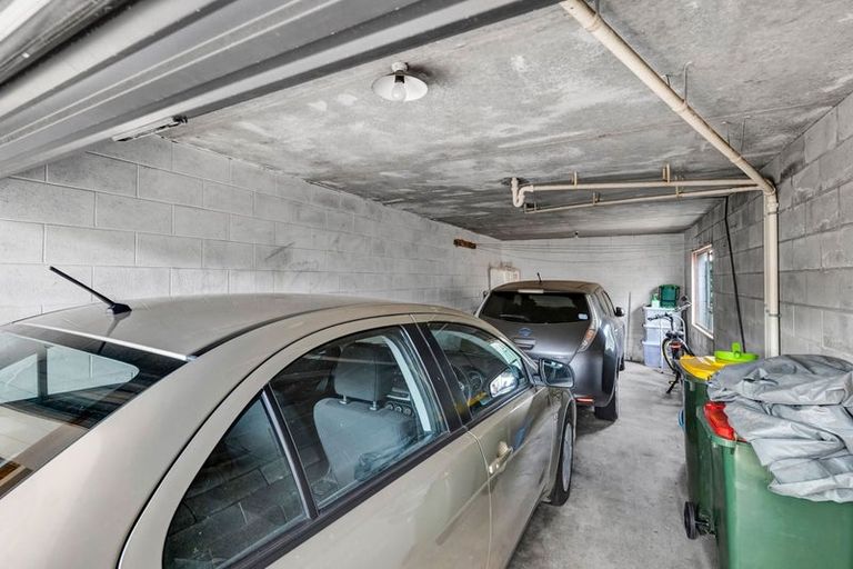 Photo of property in 43b Fulford Street, New Plymouth, 4310