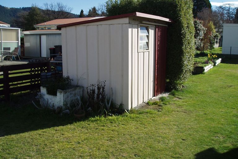 Photo of property in 6 Price Street, Waimate, 7924