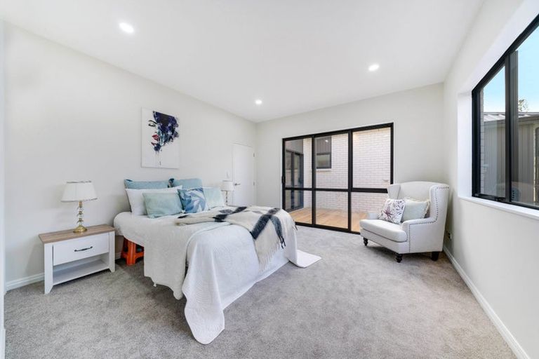 Photo of property in 8 Evergreen Parade, Rosehill, Papakura, 2113