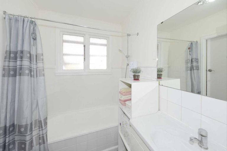 Photo of property in 24 Wimborne Crescent, Aranui, Christchurch, 8061