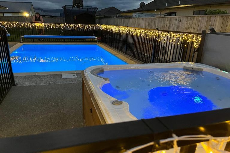 Photo of property in 4 Fantail Avenue, Carterton, 5713