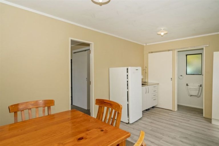 Photo of property in 10 Joan Gaskell Drive, Whitianga, 3510