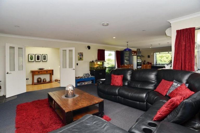 Photo of property in 10 Willowside Place, Amberley, 7410