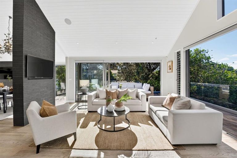 Photo of property in 7a Prospect Terrace, Milford, Auckland, 0620