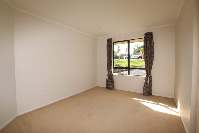 Photo of property in 174 Kyle Road, Greenhithe, Auckland, 0632