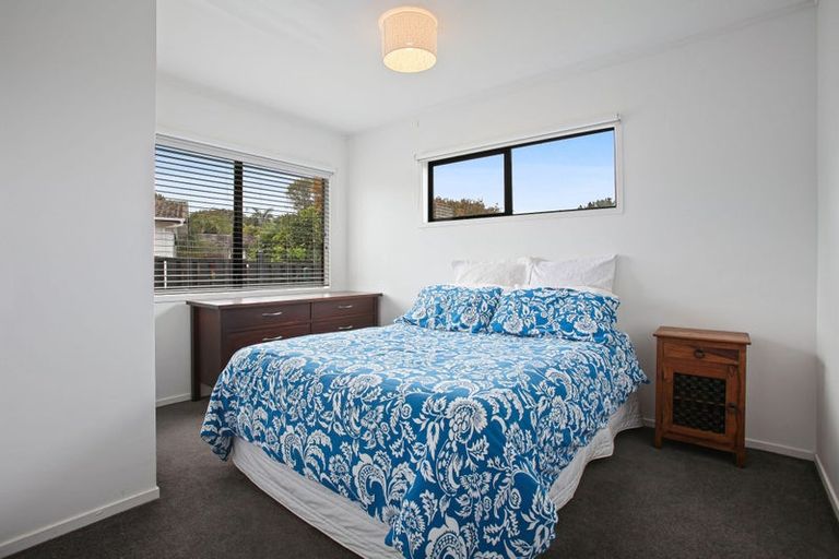 Photo of property in 3 Hosking Place, Clarks Beach, 2122