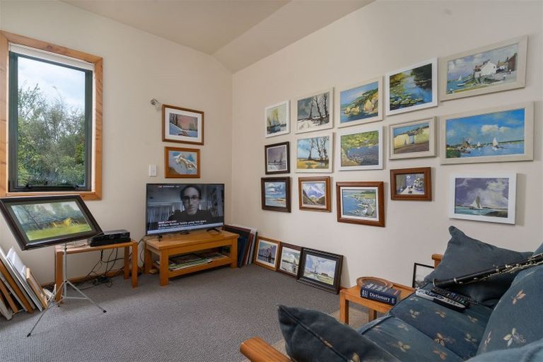 Photo of property in 207 Lees Pakaraka Road, Te Ore Ore, Masterton, 5886
