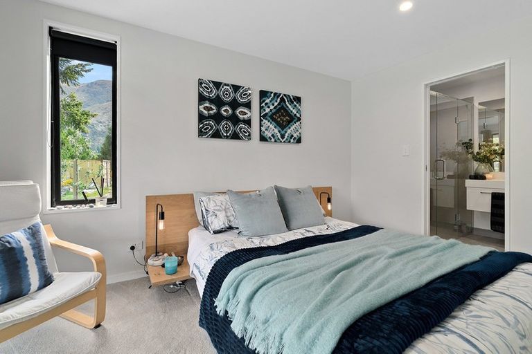 Photo of property in 6 O'callaghan Street, Arthurs Point, Queenstown, 9371